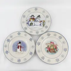 3 Royal Norfolk Stoneware Christmas Plates White W/ Blue Snowflake Rim Blue Trim