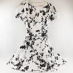 Tagunop Black and White Floral Patterned Short-Sleeved A-Line Dress Women's 3XL