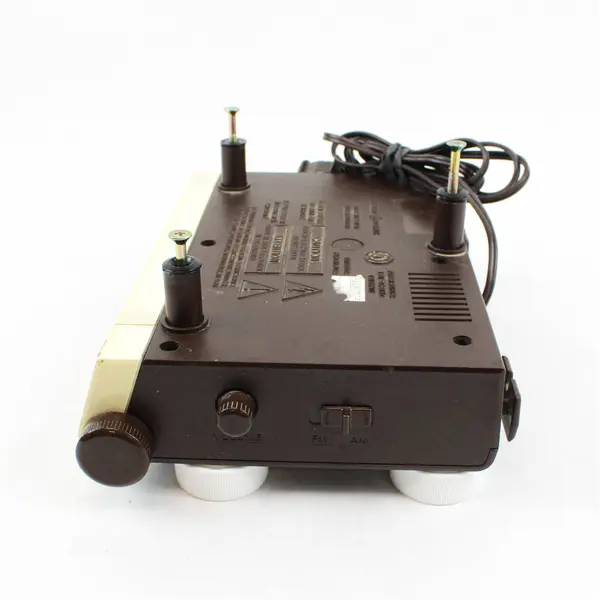 Vintage GE Spacemaker 7-4212A Digital Clock Radio Under Cabinet