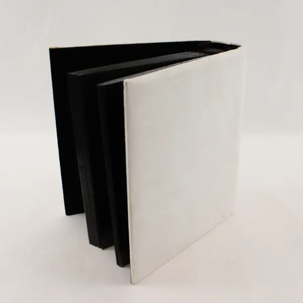 Unbranded White & Black Quilted Faux Suede 4"x6" Photo Album 200 Photo Capacity