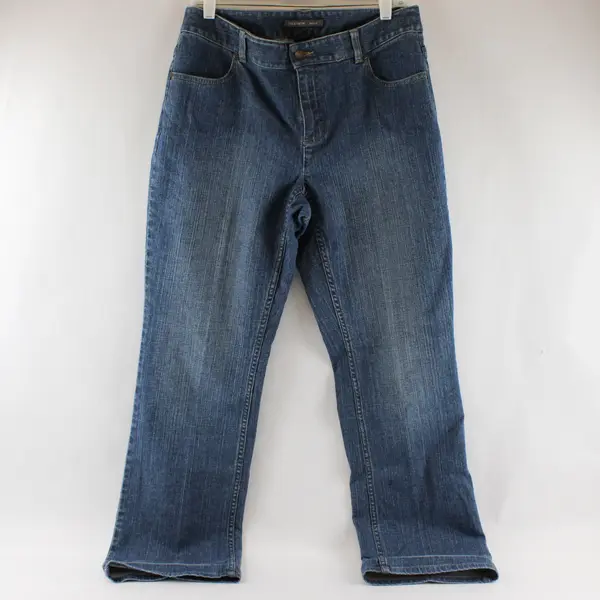 Liz Claiborne Women's 10 Med Wash Bootcut Stretch Denim Jeans