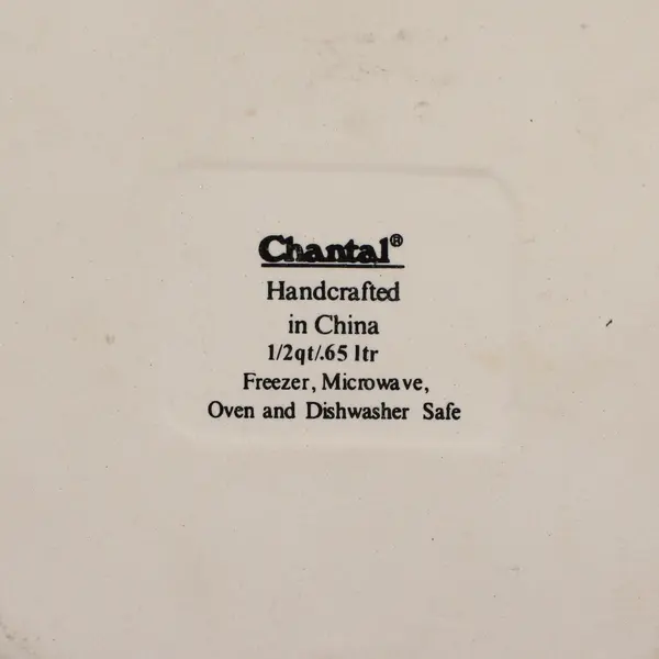 Chantal Solos White 1/2 Qt Ceramic Casserole Baking Dish w/ Lid