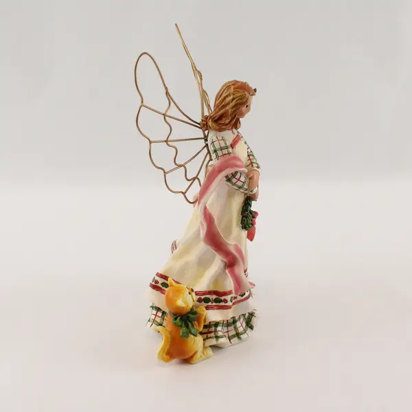 Roman Inc Shelly Rasche 2003 Christmas Angel Resin Figurine Home Decor 8.5" Tall