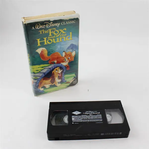 Lot of 2 Disney VHS Tapes Aladdin and The Fox and the Hound
