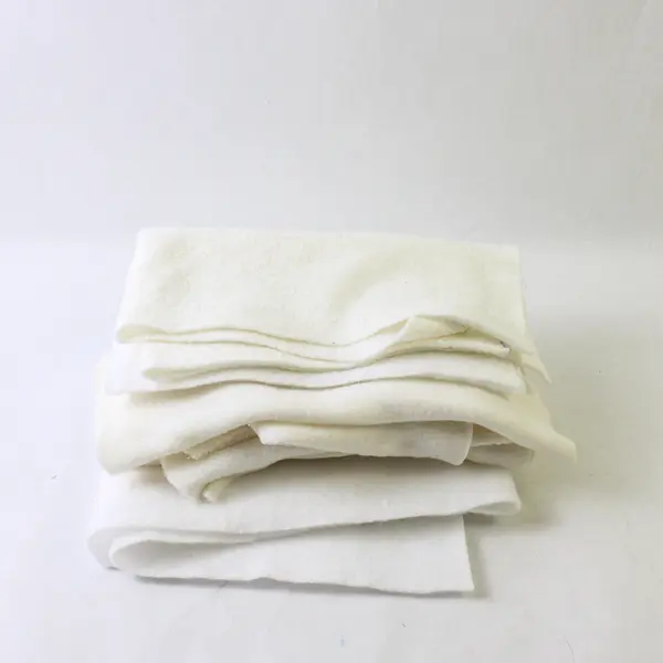 4 Pieces of Assorted White/Cream Felt Material Remnants  