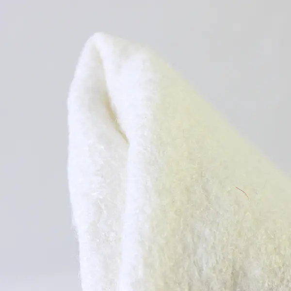 4 Pieces of Assorted White/Cream Felt Material Remnants  
