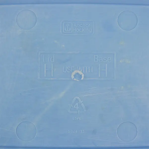 Anchor Hocking 3 Cup Plastic Food Storage Container Blue Lid