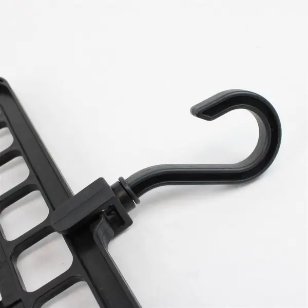 Lot of 4 Space Saving Plastic Clothes Hangers 
