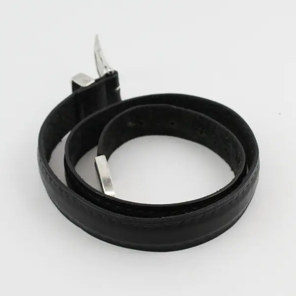 Vintage Unbranded Black Genuine Leather Belt Silver-Tone Cutout Buckle 32in
