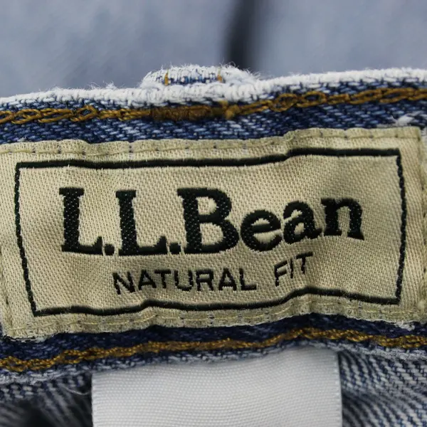 VTG LL Bean Mens 30x32 Natural Fit Straight Leg Light Wash Distressed Denim Jean