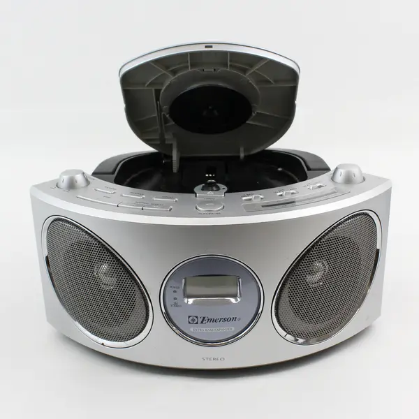Emerson PD6810 Silver Portable Boombox CD Player AM/FM Stereo AC Cord
