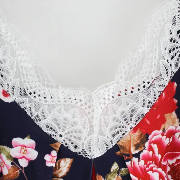 Ekouaer Blue W/ Red Rose Floral Pattern Sleeveless Top Lace Trim Women's Size XL