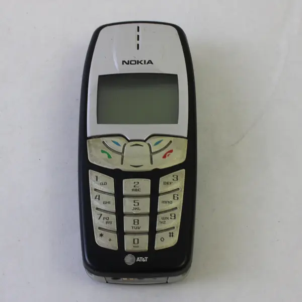 Nokia 2260 Cell Phone Black & Silver AT&T Untested Rare TDMA Phone for Parts