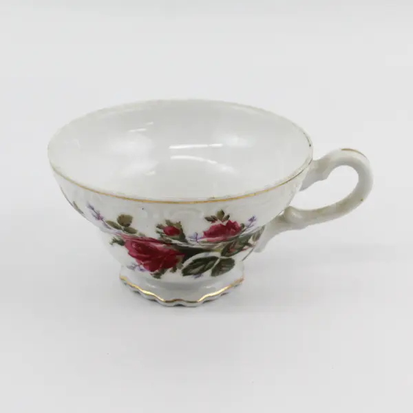 Set of 4 Moss Rose Footed Tea Cups And Saucers Japan