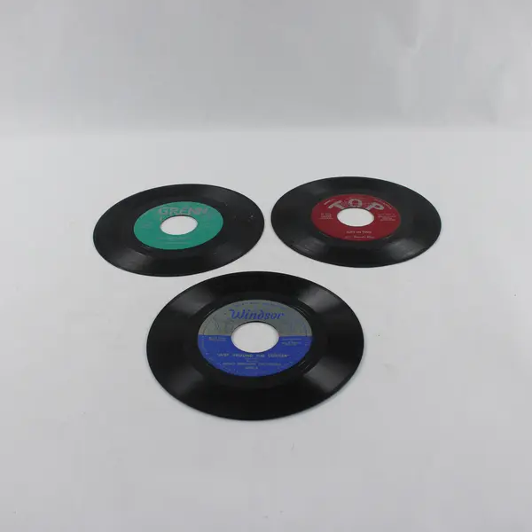 Lot of 3 Various Artists 45 RPM 7" Vinyl Records Used