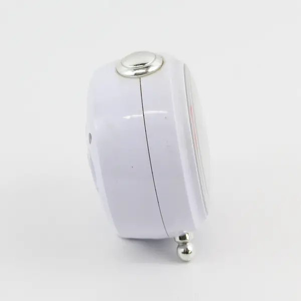 Advance White Plastic Quartz Battery Operated Alarm Clock