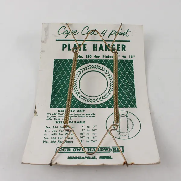 Cape Cod No. 350 Plate Hanger 7-10in Vintage NOS
