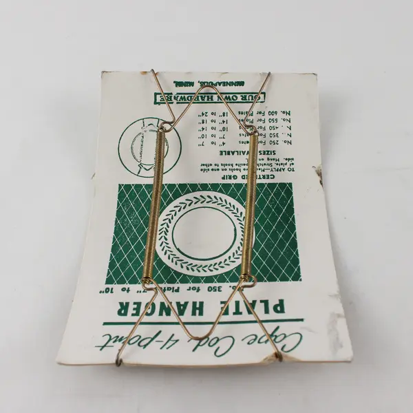 Cape Cod No. 350 Plate Hanger 7-10in Vintage NOS