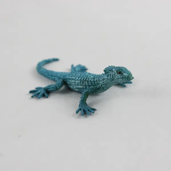 Lot of 4 Small Toys Magnetic Slot Car Lizard Figure Juggling Ball