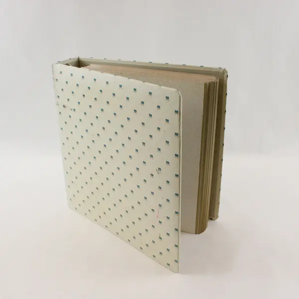 Vintage 80's Unbranded Large 3 Ring Binder Photo Album - 11"x11" - 106 Pages