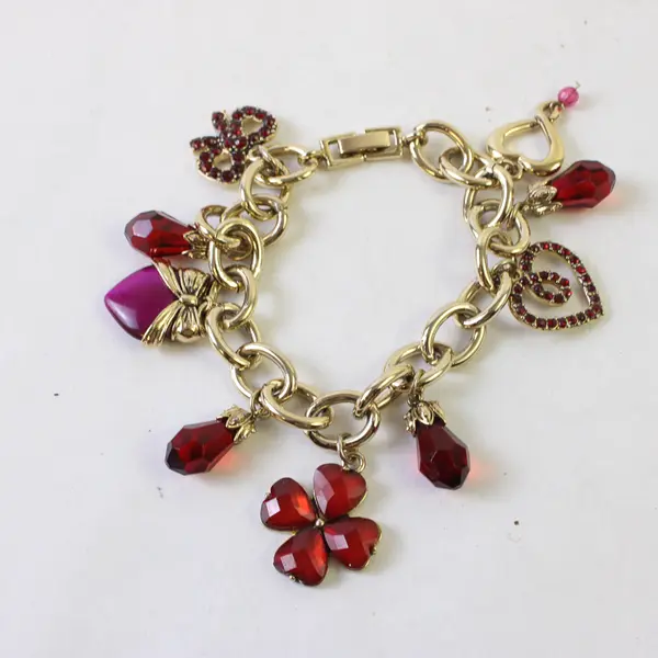 Liz Claiborne Sweet Heart Gold Tone Charm Bracelet 7-3/4"