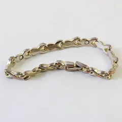 Two-Tone Metal XO Link Bracelet 8"