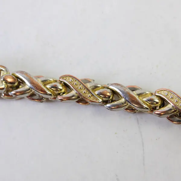 Two-Tone Metal XO Link Bracelet 8"