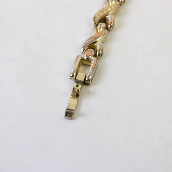 Two-Tone Metal XO Link Bracelet 8"