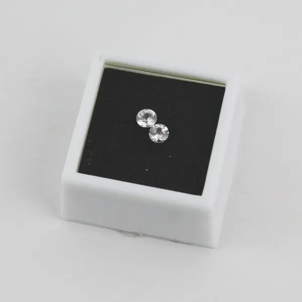 Set of 2 White 0.85CTW 5mm lab Created YAG Yttrium Aluminum Garnets