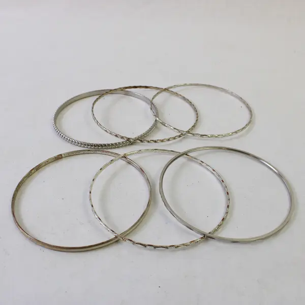 Lot of 29 Women's Sparkly Metal Bangle Bracelets Various Colors
