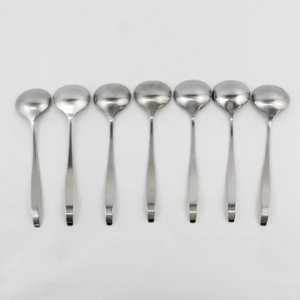 Lot of 7 Gourmet Settings Balance 18/10 Stainless Steel Soup Spoons 8.5"