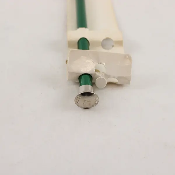 One Boye Green Aluminum 14" Knitting Needle Size 13