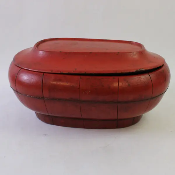 Antique Chinese Red Lacquered Wood Grain Oblong Lunch Box With Lid 