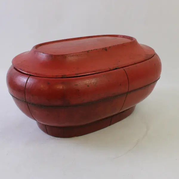 Antique Chinese Red Lacquered Wood Grain Oblong Lunch Box With Lid 