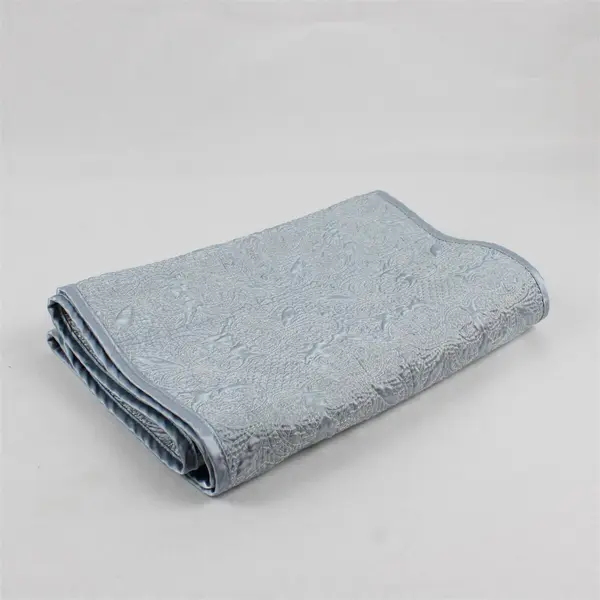5 Pc Set Calzeat of Scotland Powder Blue Quilted Satin Placemats & Table Runner