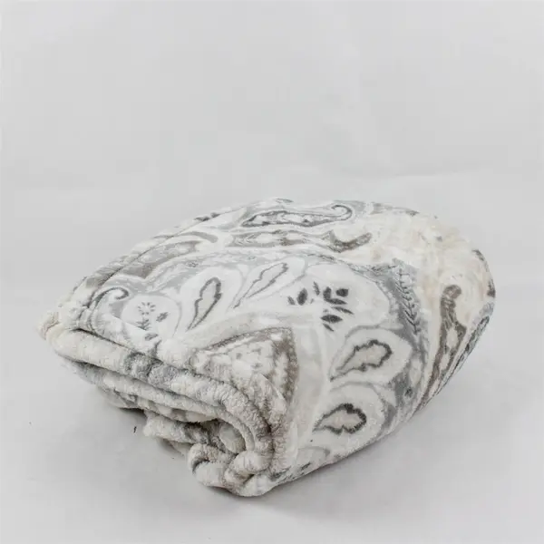 Berkshire Cream Gray Taupe Paisley Fluffy Throw Blanket 73x49 100% Polyester