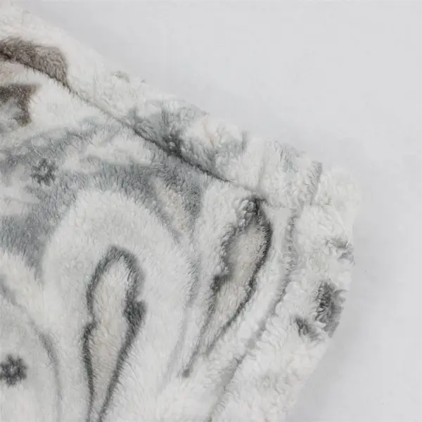 Berkshire Cream Gray Taupe Paisley Fluffy Throw Blanket 73x49 100% Polyester