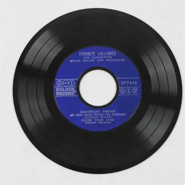 3-on-1 EP Favorite Lullabies Golden Records EP-744 Sandpipers Mitch Miller&Orch