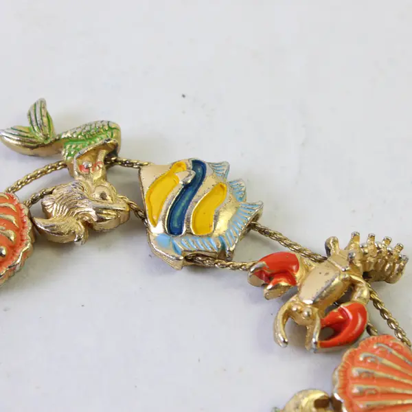 Vintage Enamel Sea Animals Nautical Themed Gold-Tone Bracelet 7-1/2"