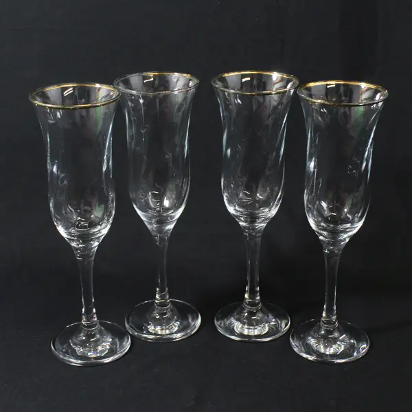 Set of 4 Optic Swirl Champagne Flutes With Gold Rims  8.5"
