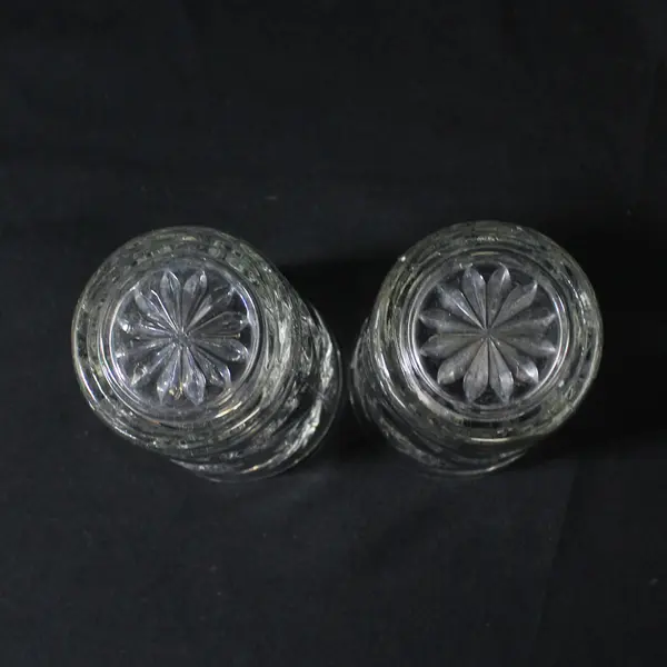 2 Anchor Hocking Early American Prescut 4 Ounce Juice Glasses 4" 