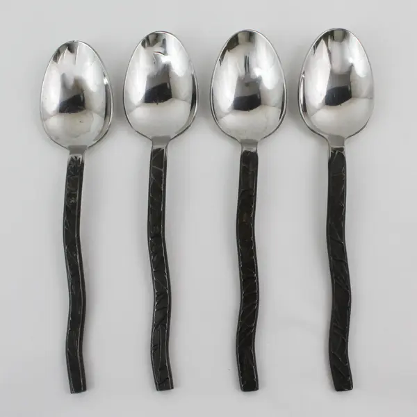 Lot of 4 Gourmet Settings New Wave Pattern 18/8 SS Oval Soup Spoons 7.75"