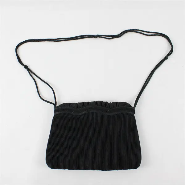Vintage La Regale Ltd Black Ruffle Detail Small Shoulder Purse 9.5"x7"