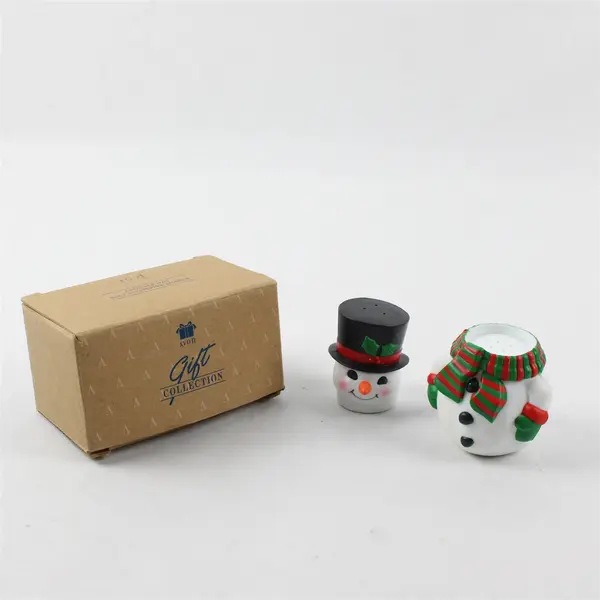NIB Vintage Avon Gift Collection Top Hat Snowman Salt & Pepper Shaker