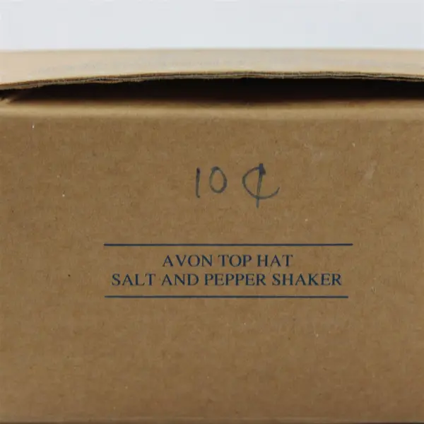 NIB Vintage Avon Gift Collection Top Hat Snowman Salt & Pepper Shaker