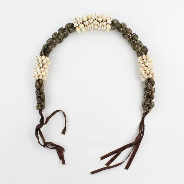 Handmade Multi-Strand White Cowrie Kukui Nut Lei Necklace 22in