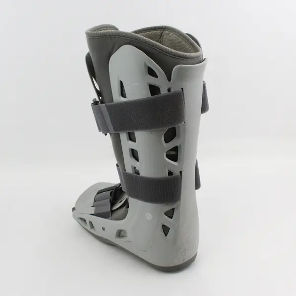 Aircast Softstrike Lightweight Walking Boot Brace Adult Size Medium