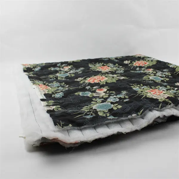 Hoffman California Fabric Asian-Inspired Floral Pattern 2-1/4 Yds x 42 in