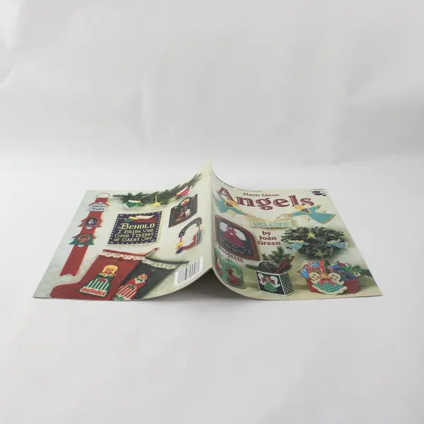 Lot 4 Vintage Christmas Needlecraft Booklets Cross Stitch Plastic Canvas