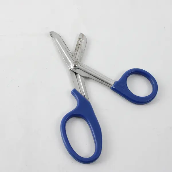 ADC Medicut 320 Medical Grade Utility Shears Blue Handle
